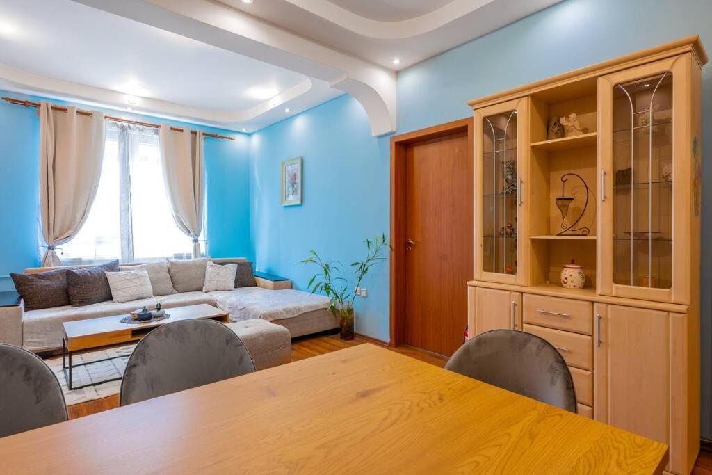 Spacious 3Bd Central Apartment Sofia Luaran gambar